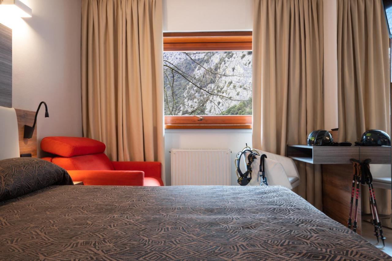 Hotel Ciclamino Пиетрамурата Екстериор снимка
