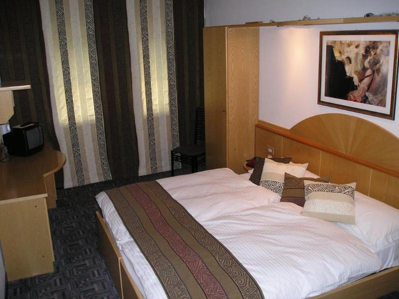 Hotel Ciclamino Пиетрамурата Екстериор снимка